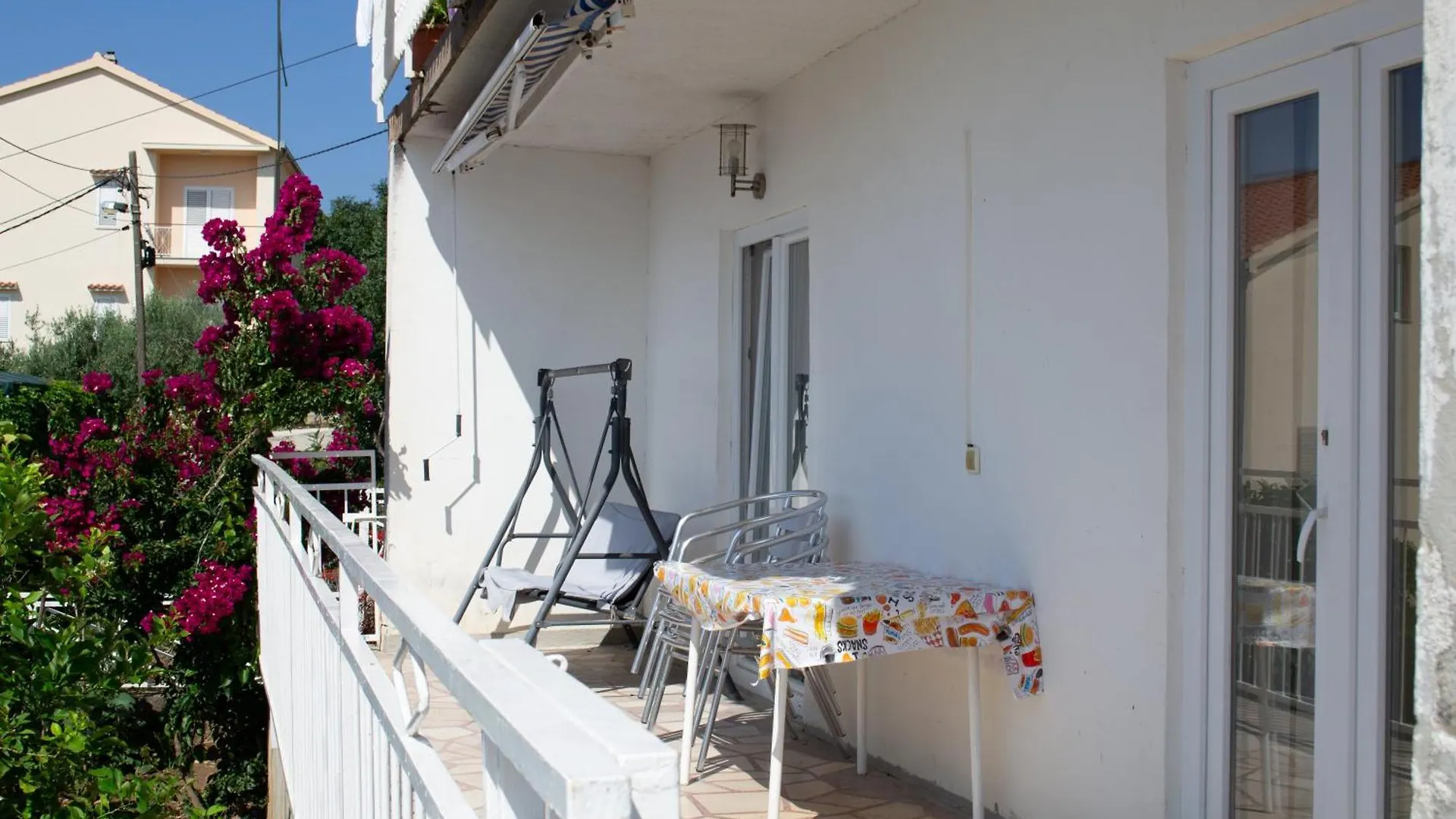 Apartmani Nede Trogir 0*,